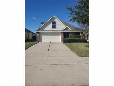 Home For Rent in Rosenberg, Texas