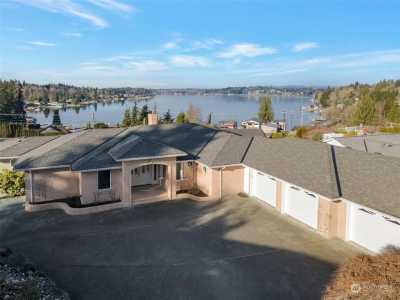 Home For Sale in Lake Stevens, Washington