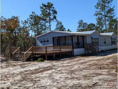 Home For Rent in Hawthorne, Florida