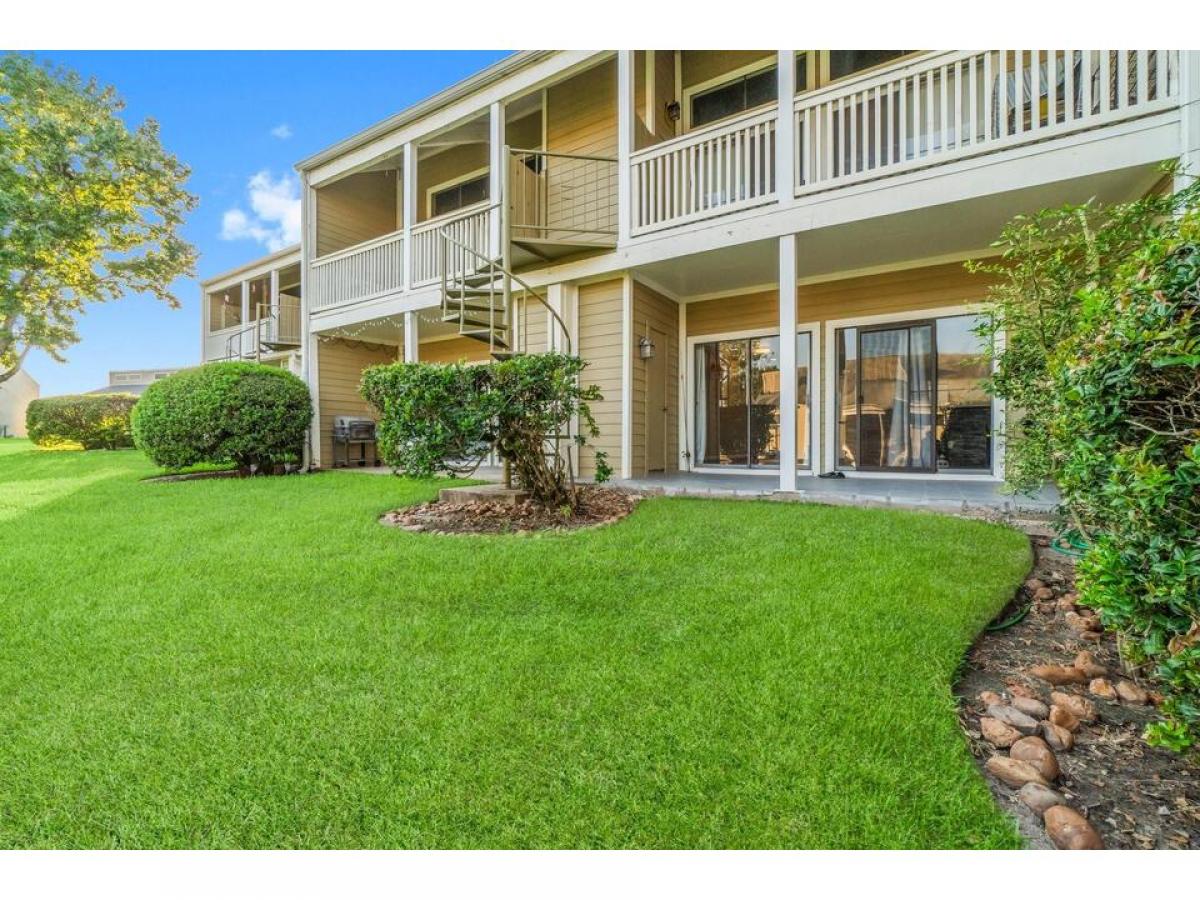 Picture of Home For Sale in Conroe, Texas, United States