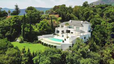 Villa For Sale in Benahavis, Spain