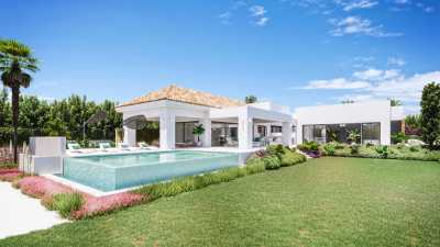Villa For Sale in Estepona, Spain