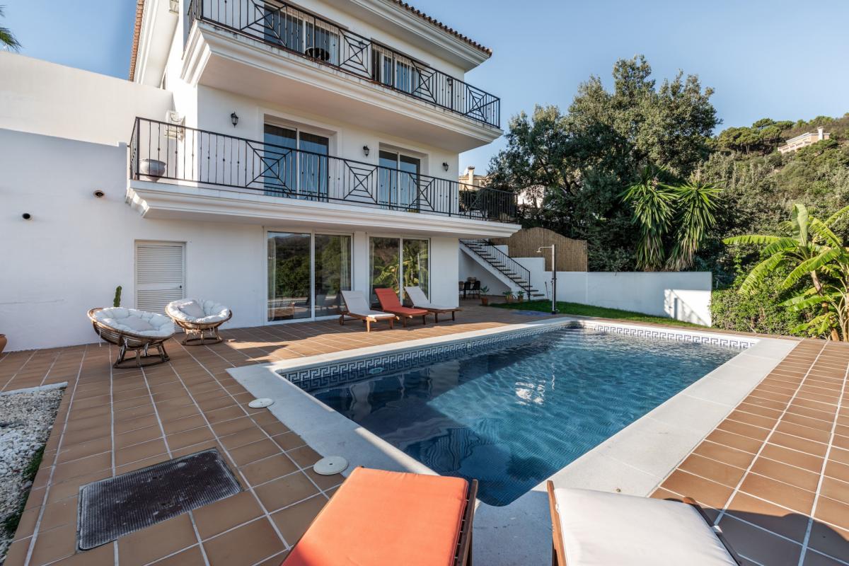 Picture of Villa For Sale in Estepona, Malaga, Spain