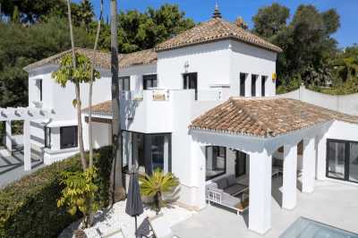 Villa For Sale in Benahavis, Spain