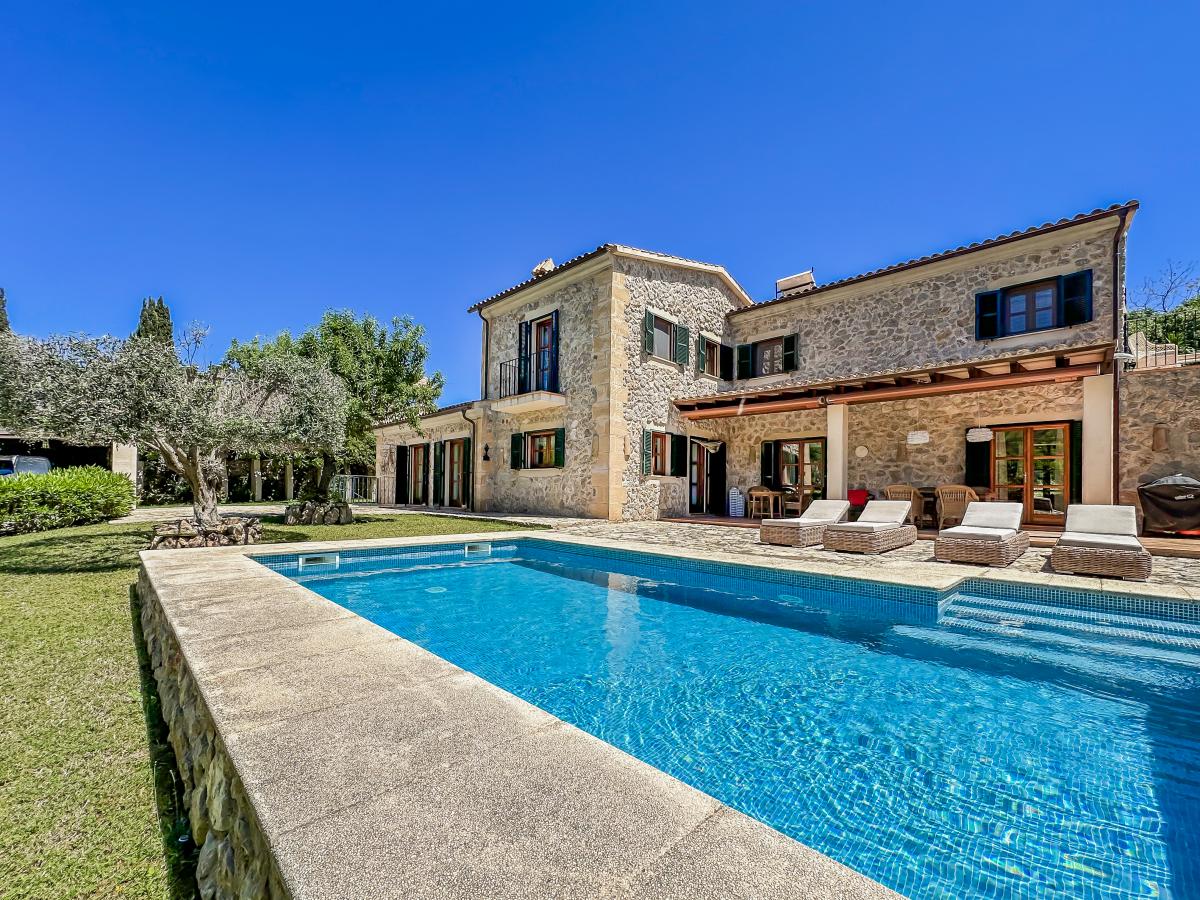 Picture of Home For Sale in Es Capdella, Mallorca, Spain