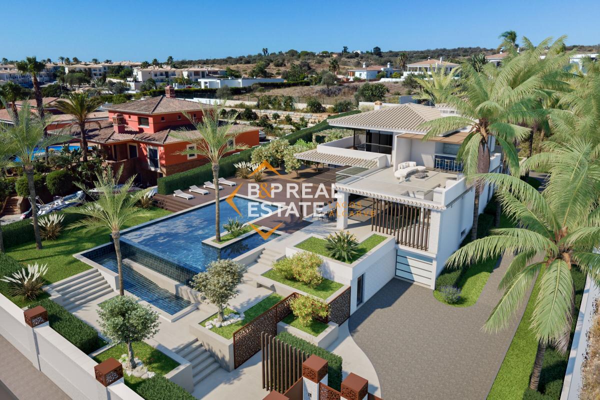 Picture of Villa For Sale in Porto de Mos, Leiria, Portugal