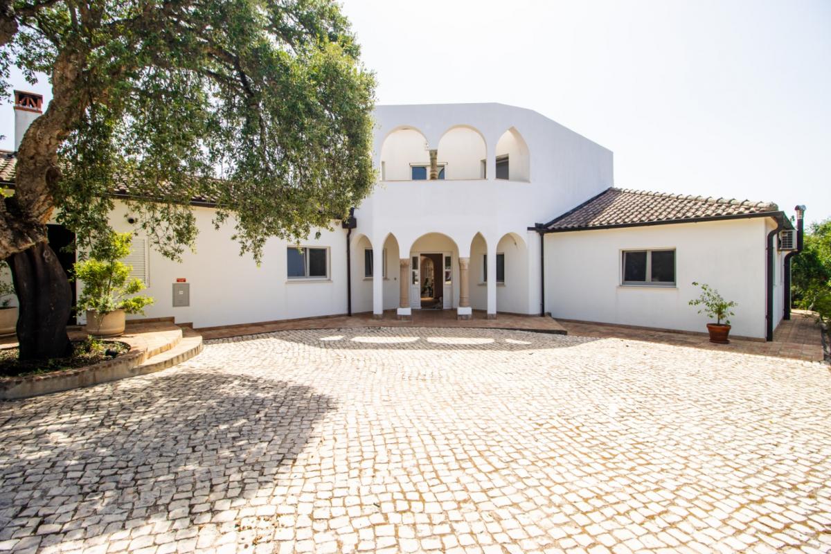 Picture of Villa For Sale in Aljezur, Faro, Portugal