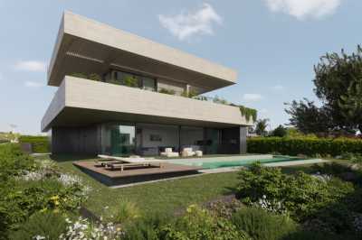 Villa For Sale in Praia Da Luz, Portugal