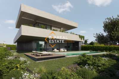 Villa For Sale in