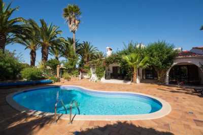 Villa For Sale in Lagos, Portugal