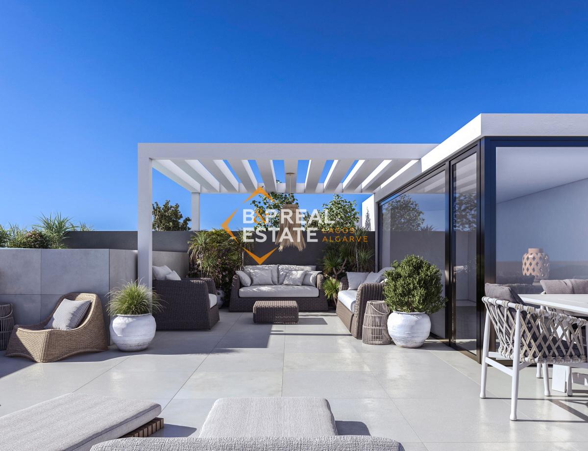 Picture of Apartment For Sale in Meia Praia, Algarve, Portugal