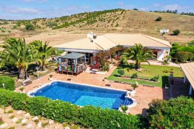 Home For Sale in Bensafrim, Portugal