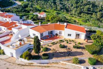 Villa For Sale in Salema, Portugal