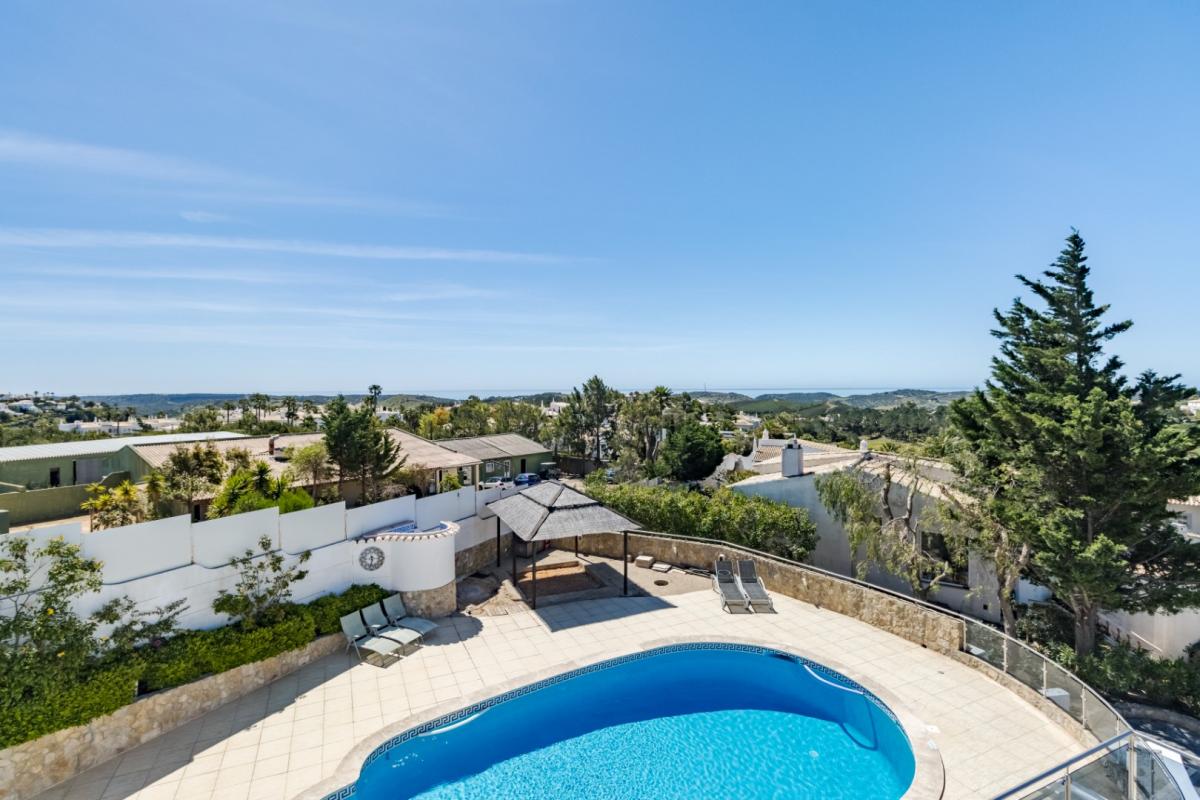 Picture of Villa For Sale in Budens, Faro, Portugal