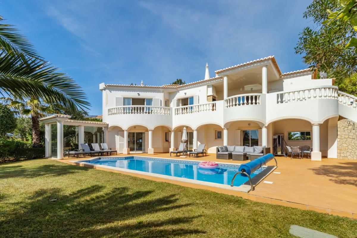 Picture of Villa For Sale in Parque Da Floresta, Algarve, Portugal