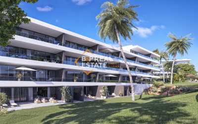 Apartment For Sale in Meia Praia, Portugal
