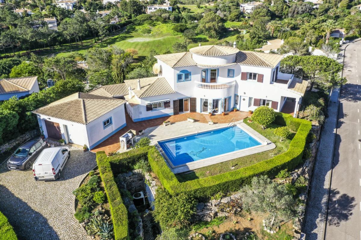 Picture of Villa For Sale in Budens, Faro, Portugal