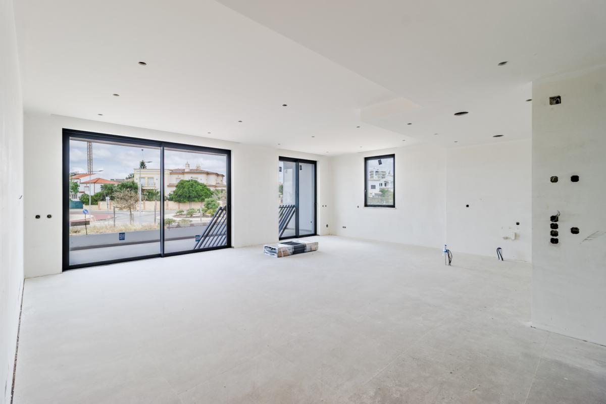 Picture of Apartment For Sale in Lagos, Algarve, Portugal