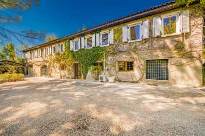 Villa For Sale in Grasse, France