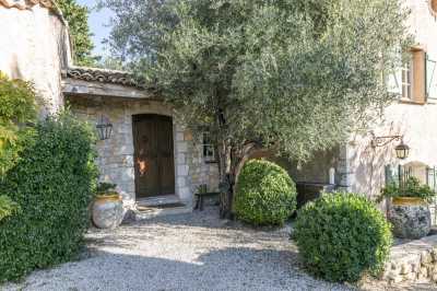 Home For Sale in Opio, France