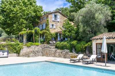Villa For Sale in Grasse, France