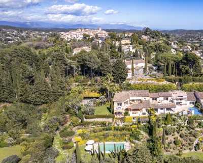 Villa For Sale in Mougins, France
