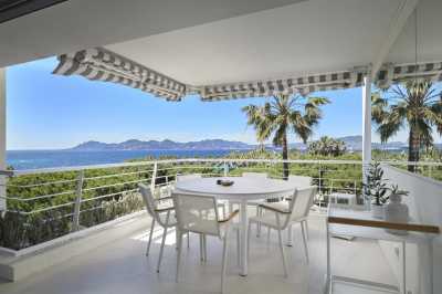 Apartment For Sale in Cannes, France