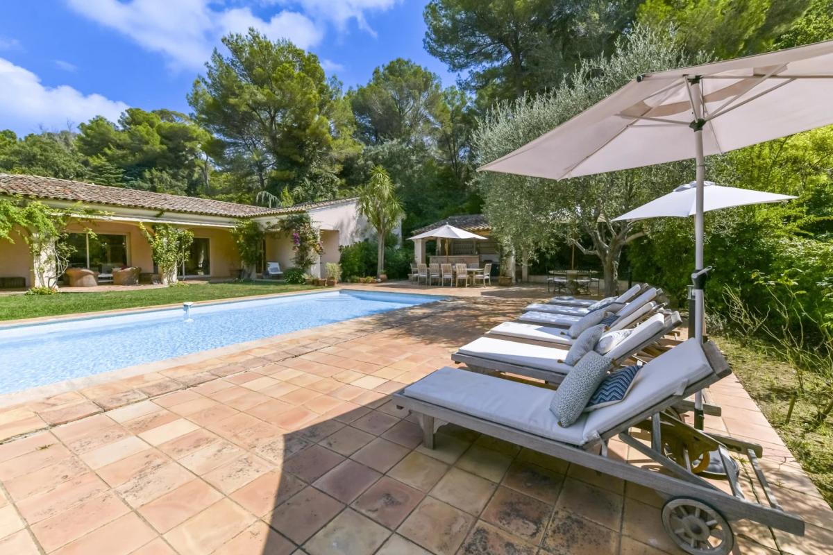 Picture of Villa For Sale in Le Cannet, Cote d'Azur, France