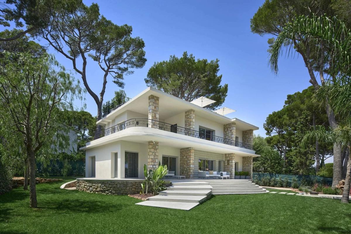 Picture of Villa For Sale in Antibes, Cote d'Azur, France