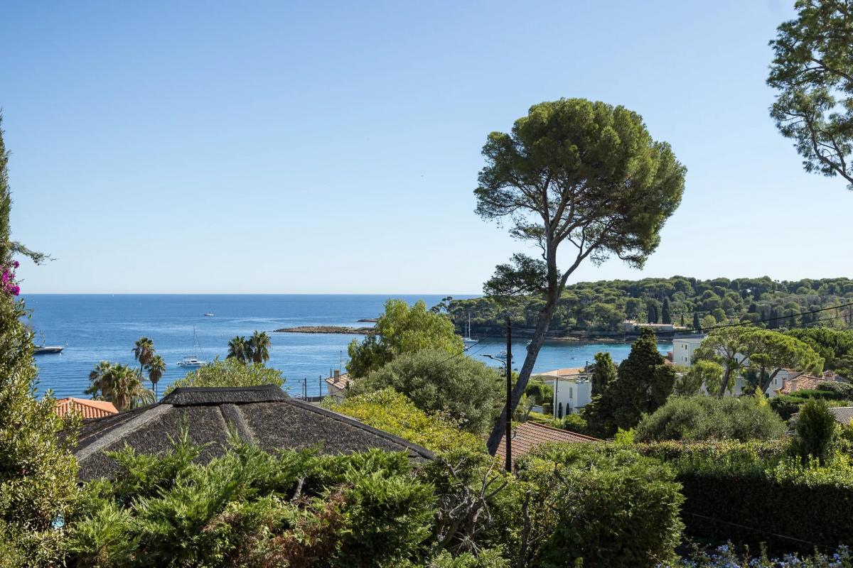 Picture of Villa For Sale in Antibes, Cote d'Azur, France