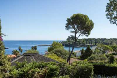 Villa For Sale in Antibes, France