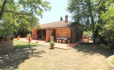 Villa For Sale in Castelnuovo Berardenga, Italy