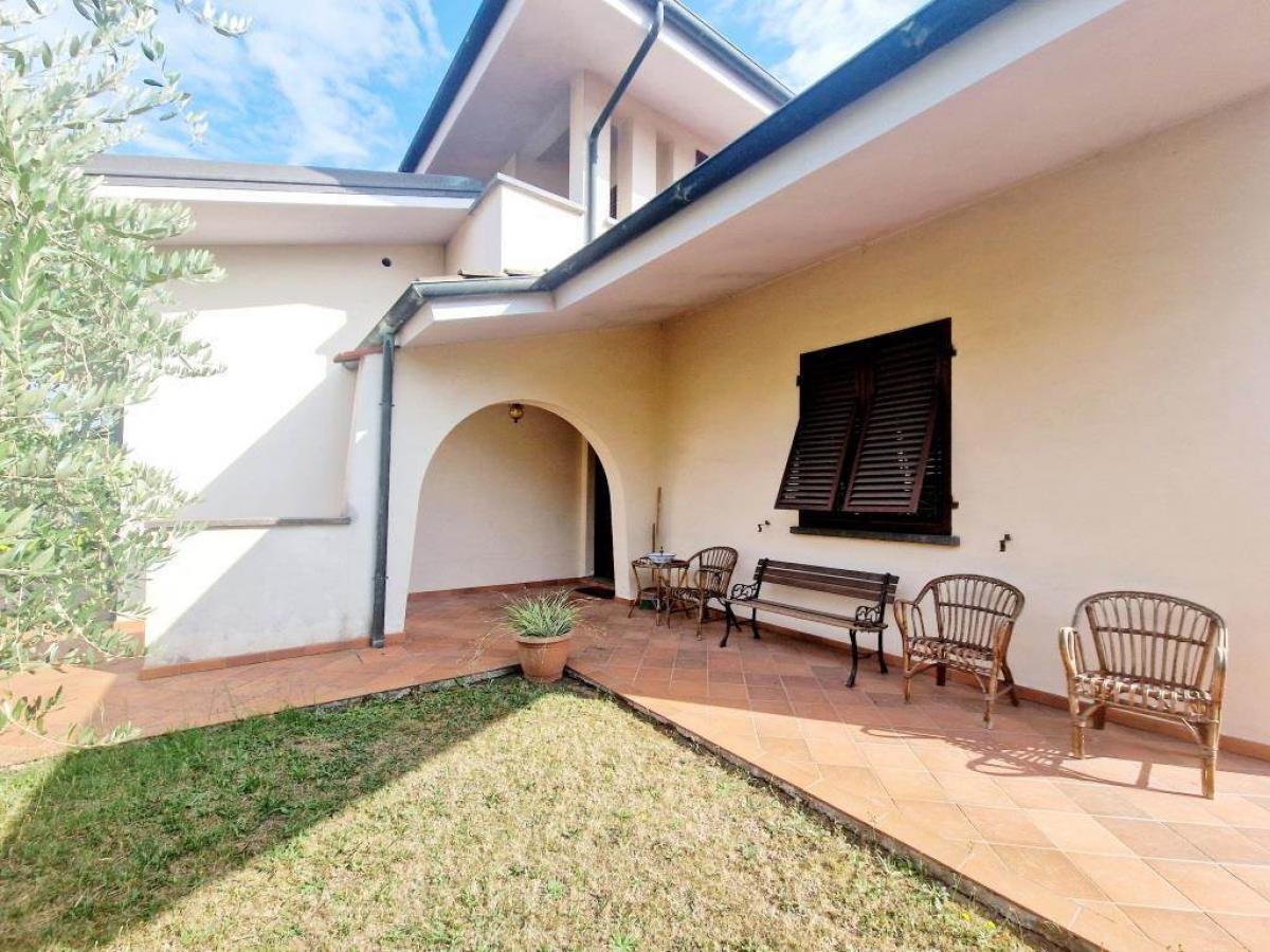 Picture of Villa For Sale in Montecarlo, Tuscany, Italy