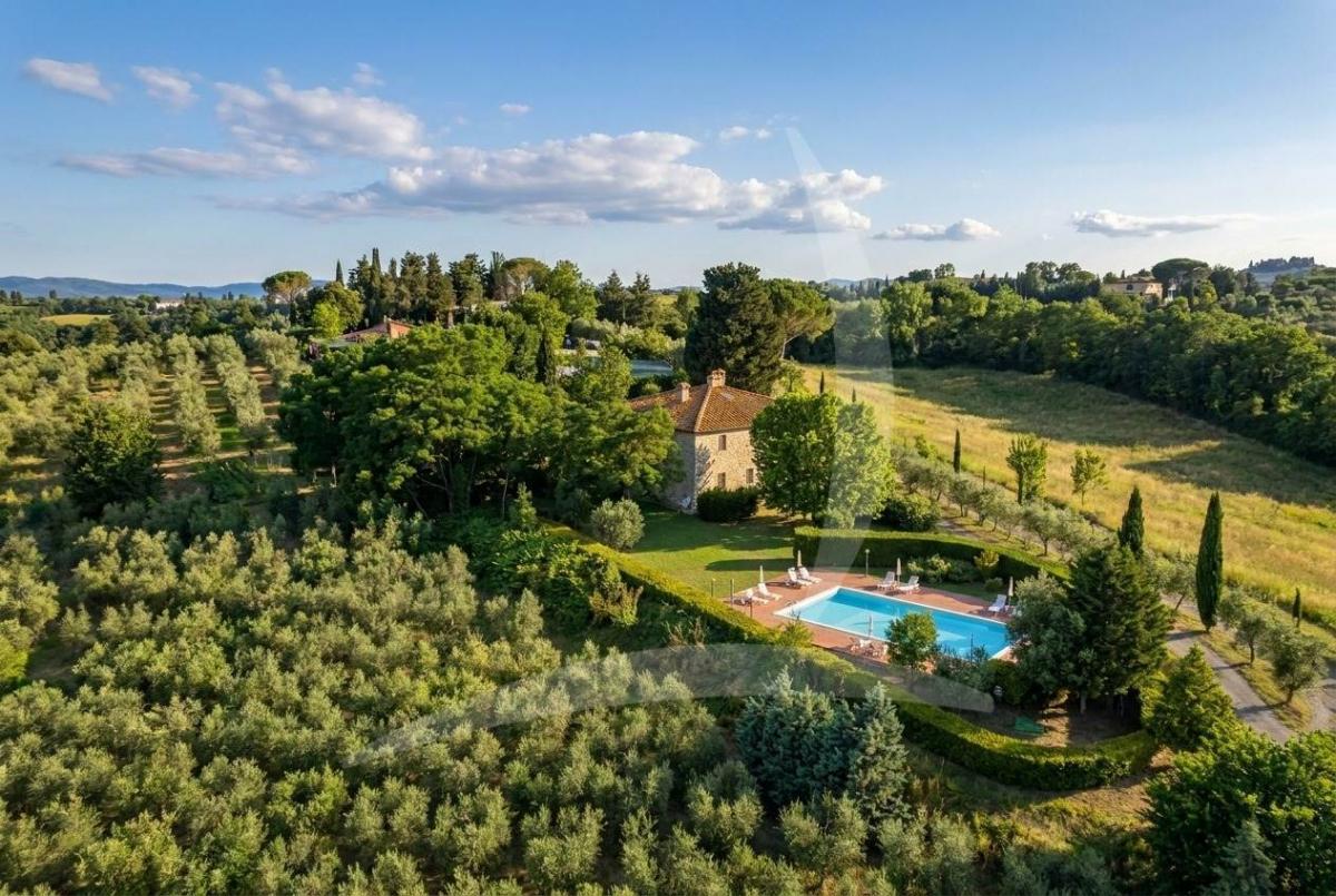 Picture of Home For Sale in Montalcino, Tuscany, Italy