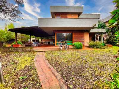 Home For Sale in Castiglione Della Pescaia, Italy