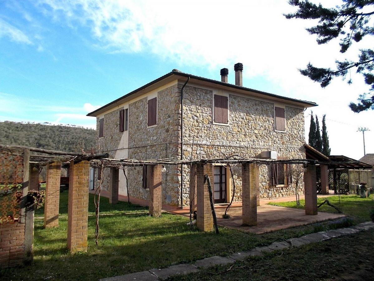 Picture of Home For Sale in Monteverdi Marittimo, Tuscany, Italy