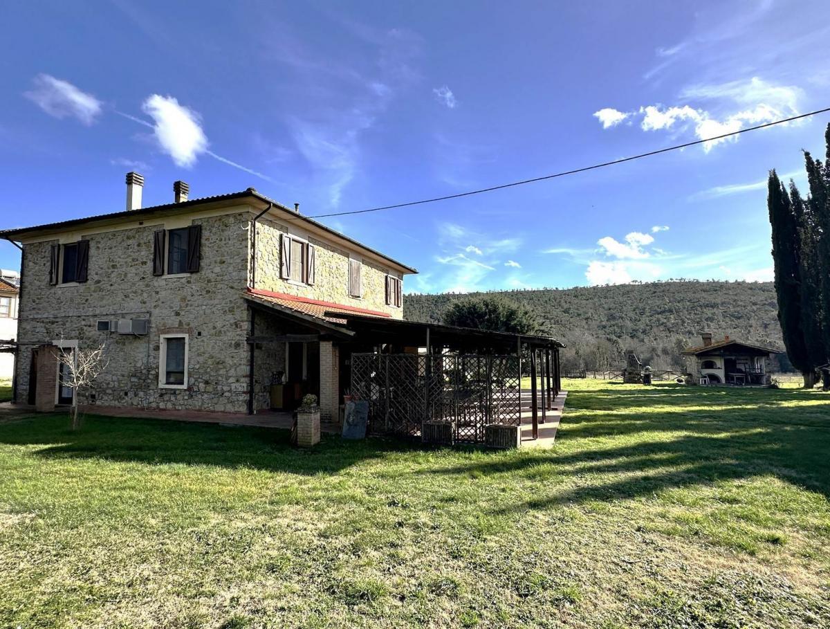 Picture of Home For Sale in Monteverdi Marittimo, Tuscany, Italy