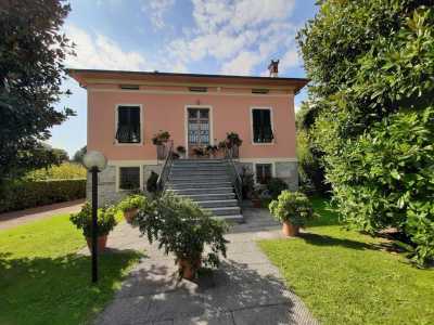 Villa For Sale in Capannori, Italy