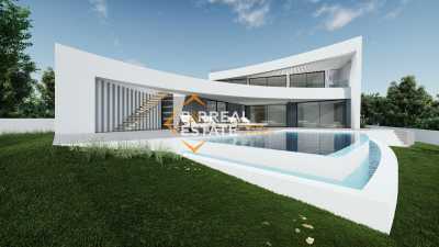 Villa For Sale in Praia Da Luz, Portugal