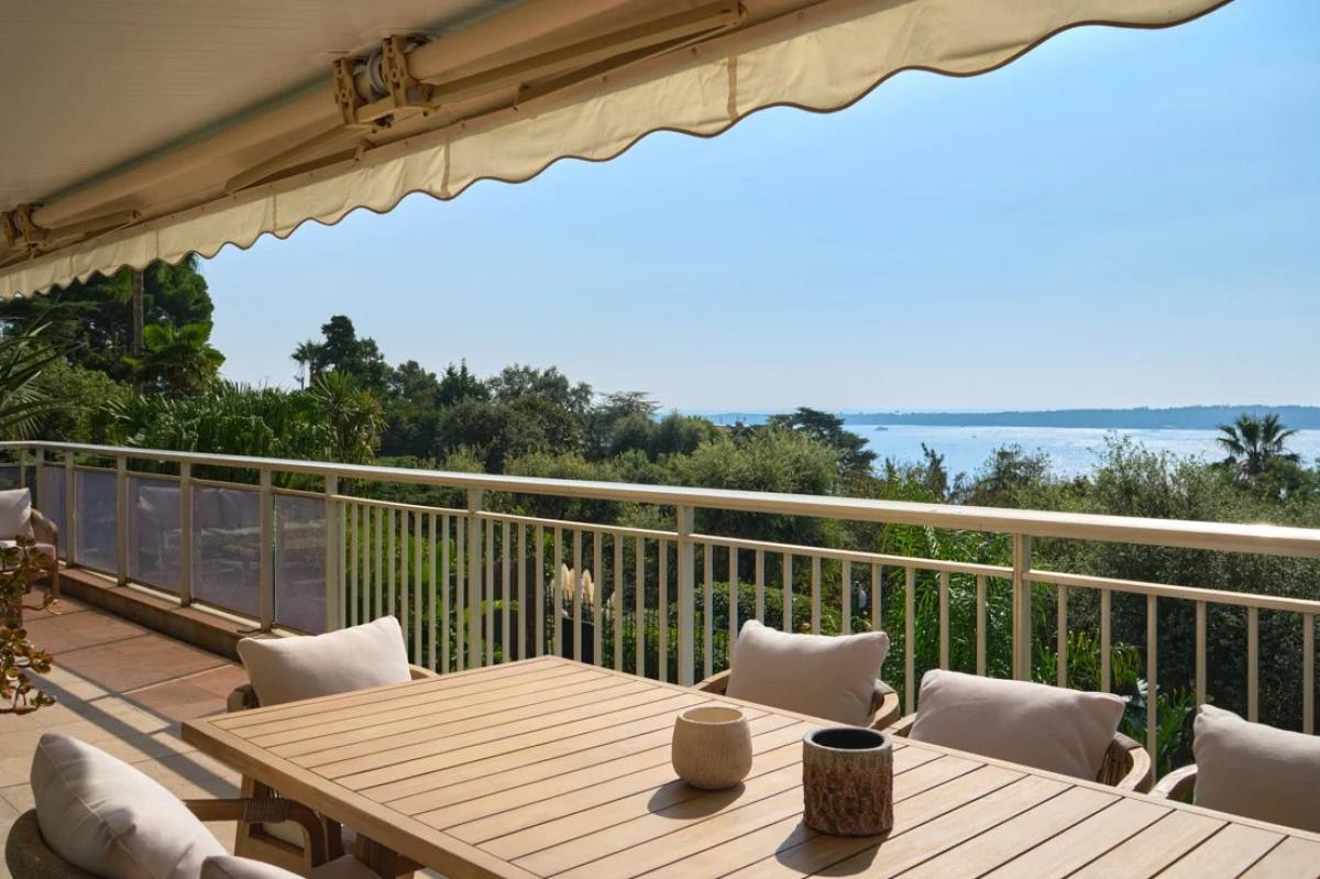 Picture of Apartment For Sale in Cannes, Cote d'Azur, France