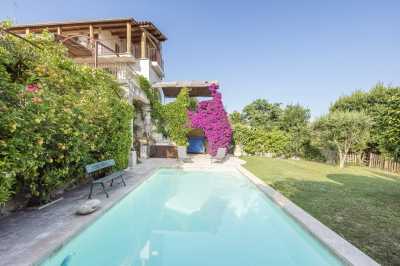Villa For Sale in