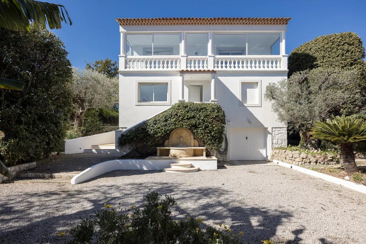 Picture of Home For Sale in Cannes, Cote d'Azur, France