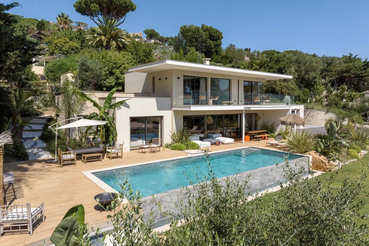 Picture of Villa For Sale in Le Cannet, Cote d'Azur, France