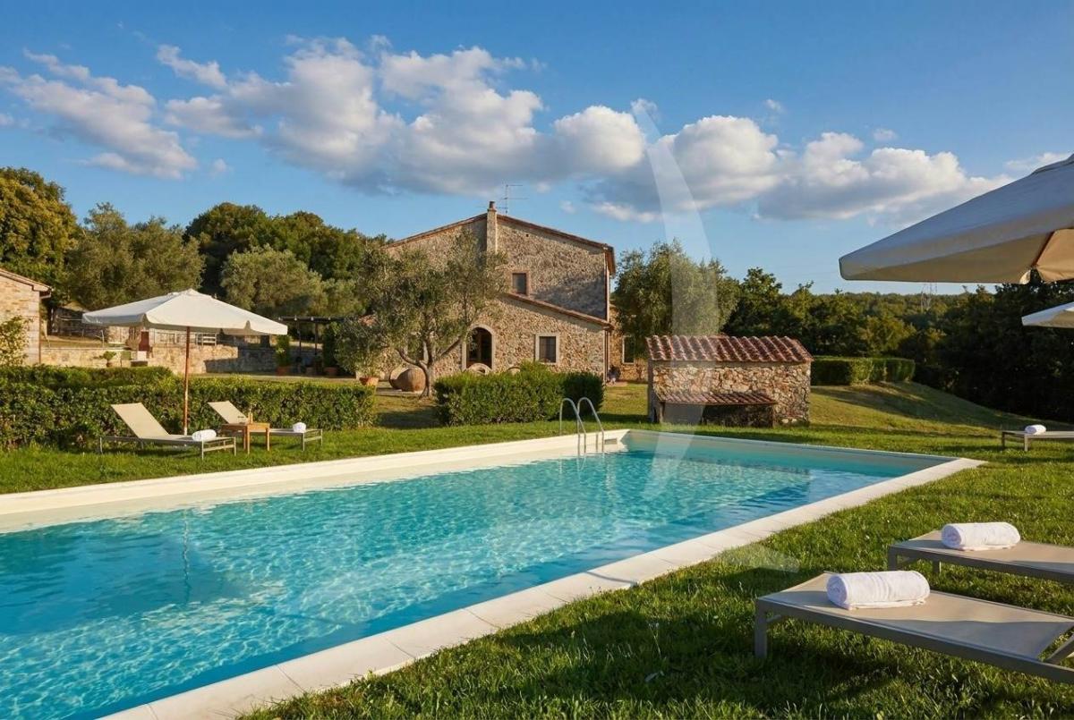 Picture of Home For Sale in Manciano, Tuscany, Italy