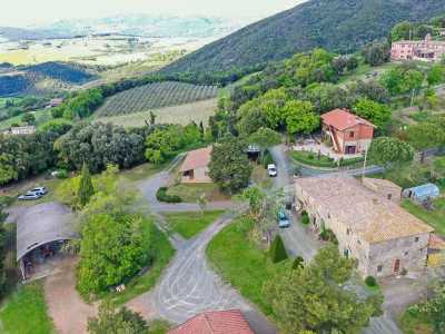 Villa For Sale in Volterra, Italy