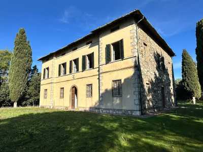 Villa For Sale in Pomarance, Italy
