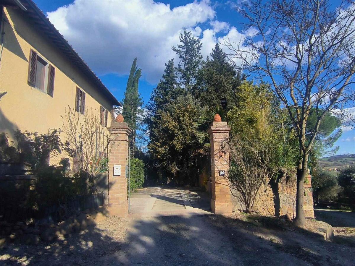 Picture of Home For Sale in Poggibonsi, Tuscany, Italy