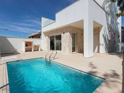 Villa For Sale in Hondon De Las Nieves, Spain