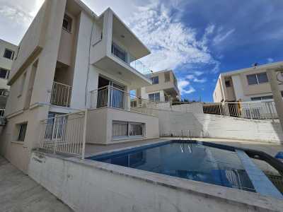 Villa For Sale in Chloraka, Cyprus