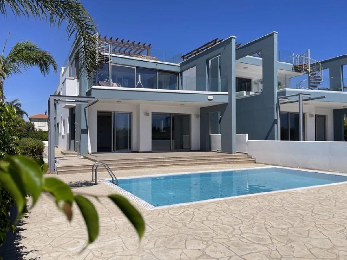 Picture of Apartment For Sale in Pervolia, Larnaca, Cyprus